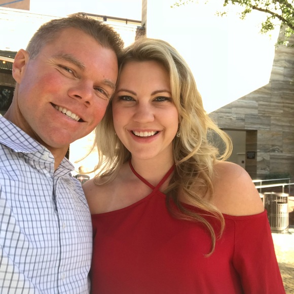 Meet your Posher, Kara - Picture 2 of 2